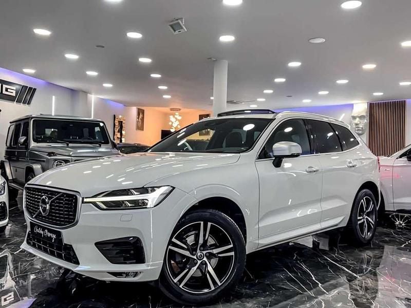 Blanco Usado 2019 Volvo XC60 R-Design SUV | 32.990 € (Un poco caro) - Imagen 1/4