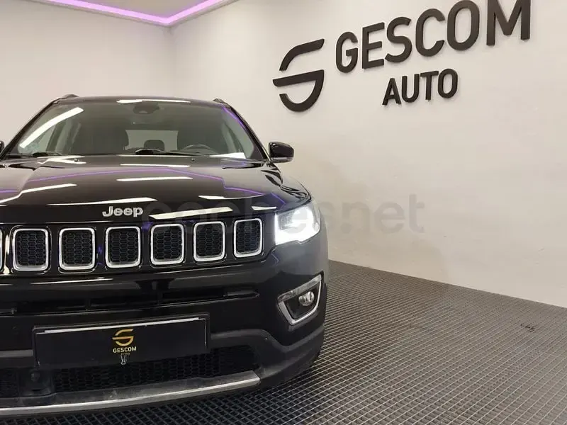 Usado Jeep Compass Limited 140 CV (102 kW) 2019 Negro SUV