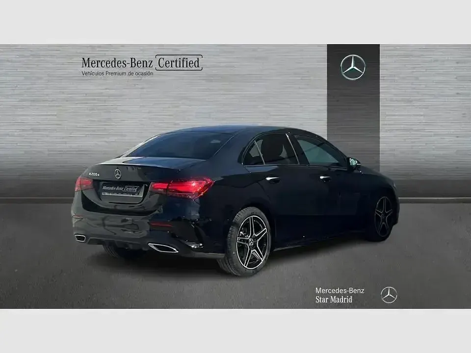 Usado Mercedes A200 150 CV (110 kW) 2025 Negro Berlina