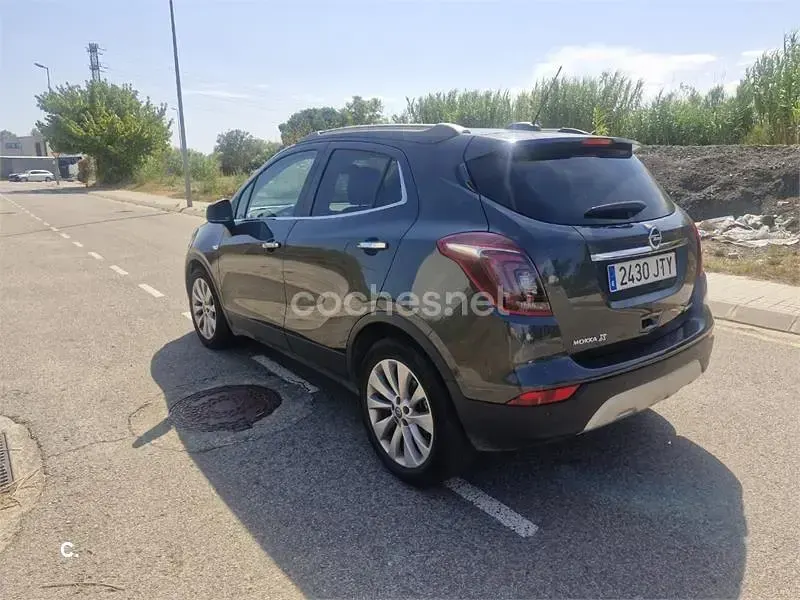 Usado Opel Mokka X Excellence 140 CV (102 kW) 2016 Gris / plata SUV