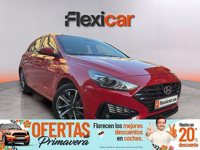 Usado Hyundai i30 120 CV (88 kW) 2021 Rojo