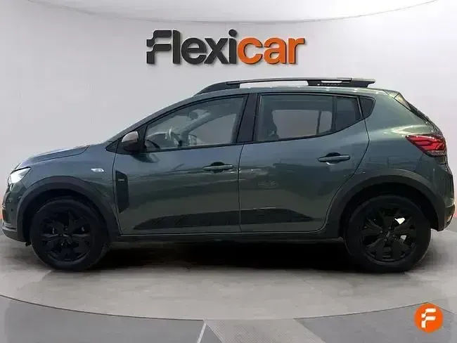 Usado Dacia Sandero Expression 101 CV (74 kW) 2025 Verde