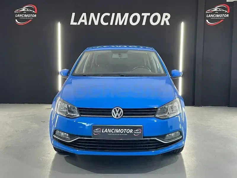 Usado VW Polo 90 HP (66 kW) 2017 Azul Sedan