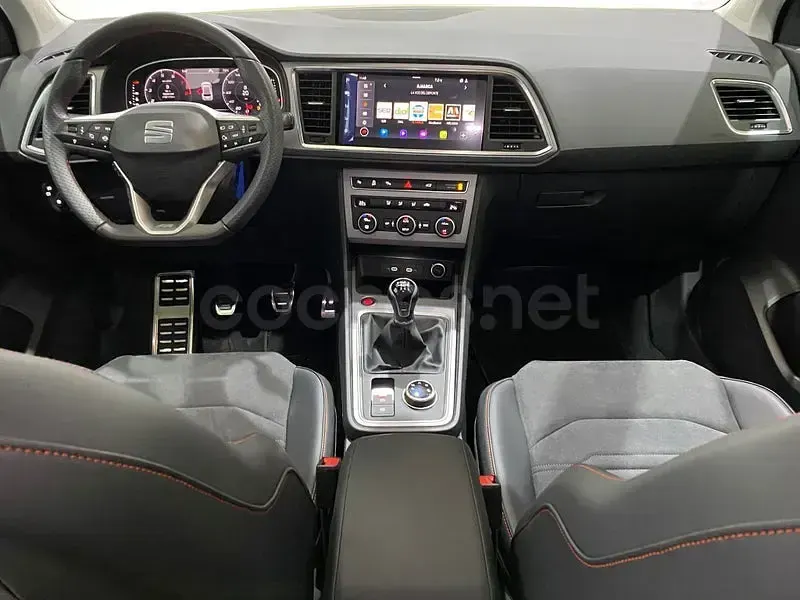 Usado Seat Ateca FR 115 CV (84 kW) 2024 Gris SUV