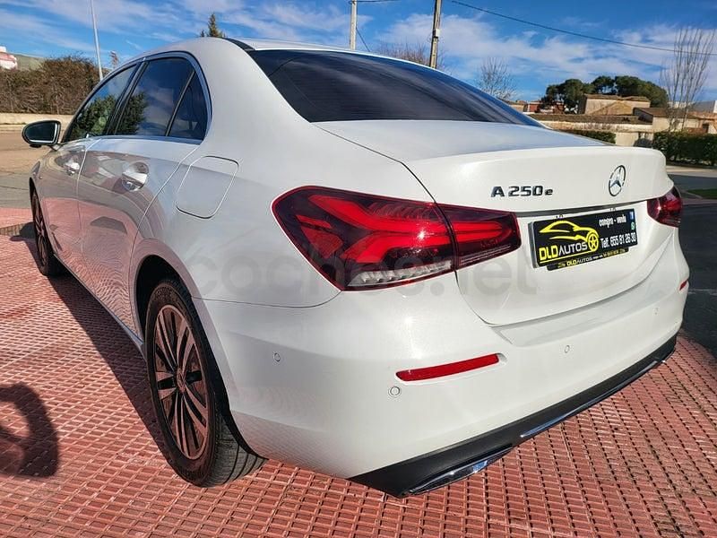Usado Mercedes A250 218 CV (160 kW) 2022 Blanco Berlina