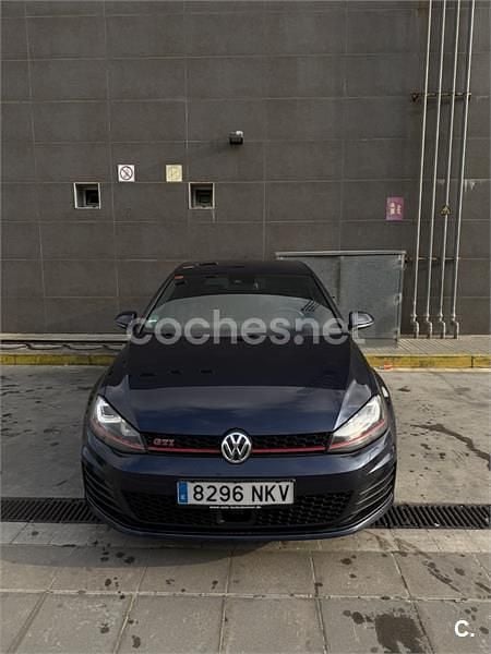 Usado VW Golf VII GTI 230 CV (169 kW) 2015 Azul Berlina