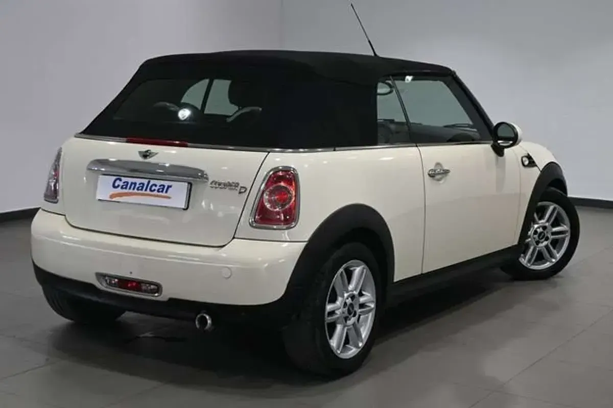 Usado Mini Cooper D Cabriolet 111 CV (81 kW) 2013 Beige Descapotable