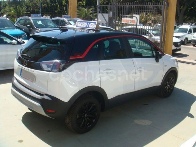 Usado Opel Crossland GS Line 110 CV (80 kW) 2021 Blanco SUV