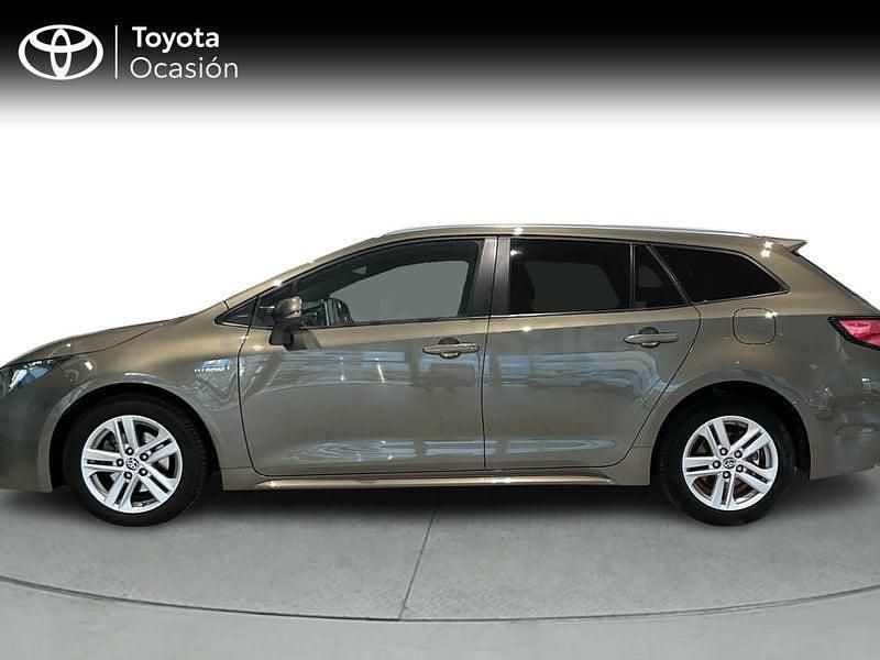 Usado Toyota Corolla Active 122 CV (89 kW) 2022 Verde Familiar