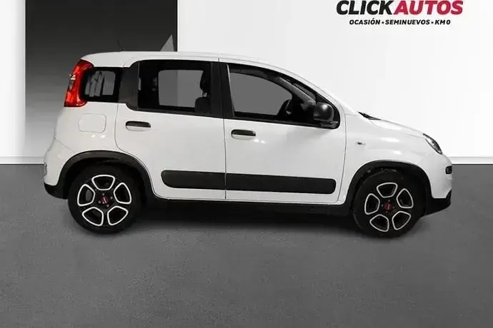 Usado Fiat Panda City Life 70 CV (51 kW) 2022 Negro Utilitario