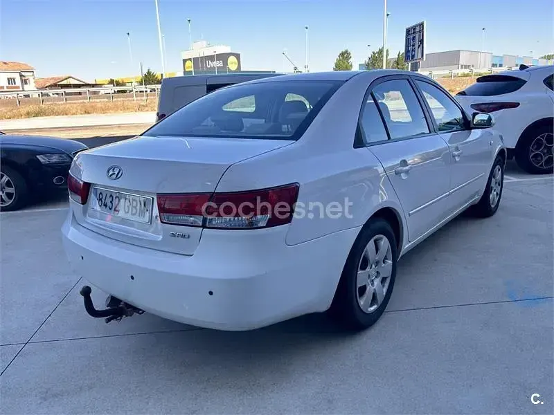 Usado Hyundai Sonata Comfort 140 CV (102 kW) 2008 Blanco Berlina