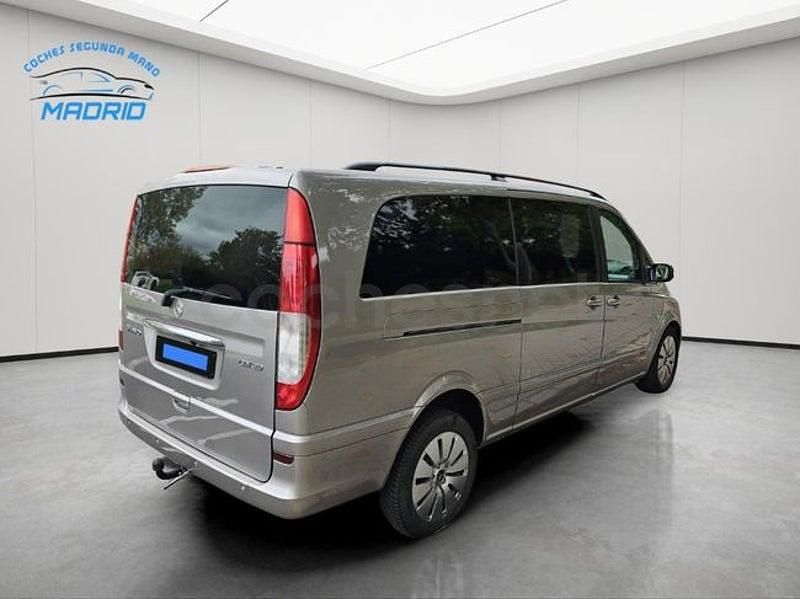 Usado Mercedes Viano 204 CV (150 kW) 2009 Beige Monovolumen