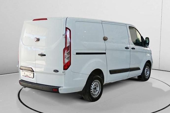 Käytetty Ford Transit Trend 130 HP (95 kW) 2023 Sedan