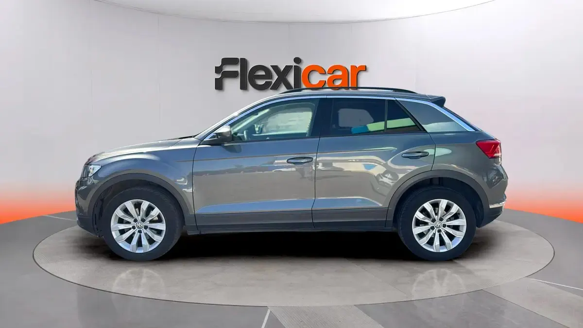 Usado VW T-Roc Advance 116 CV (85 kW) 2019 Gris SUV