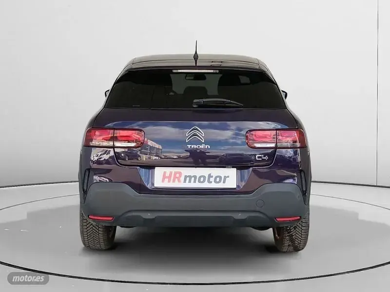 Usado Citroën C4 Shine 131 CV (96 kW) 2018 Violeta SUV
