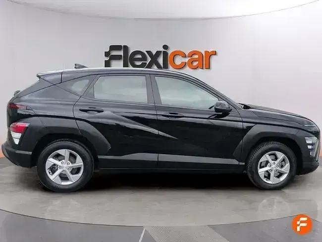 Usado Hyundai Kona 141 CV (103 kW) 2024 Negro SUV