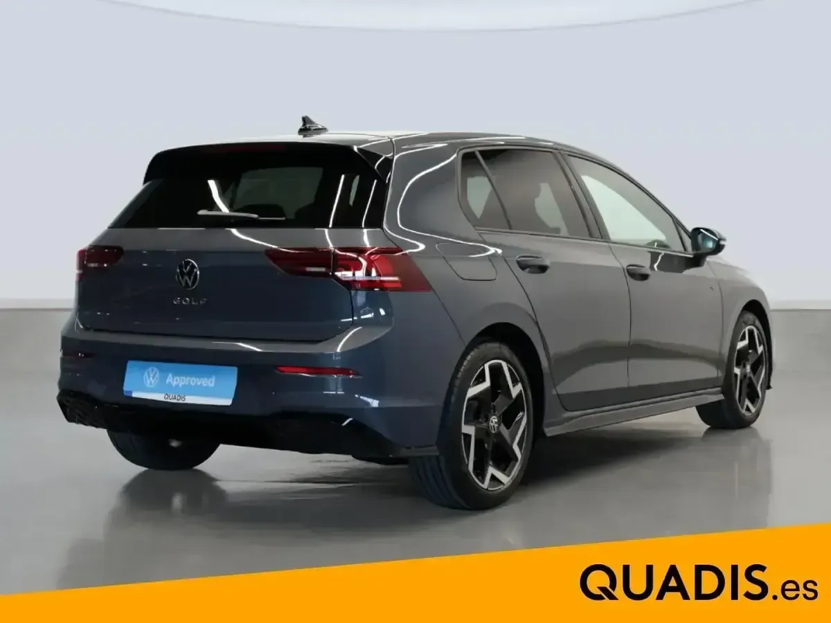 Usado VW Golf VIII R-line 150 CV (110 kW) 2025 Gris