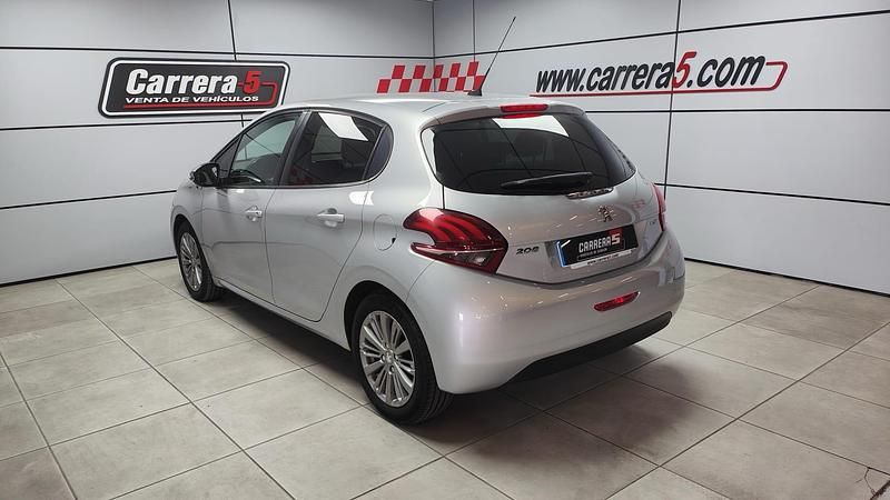 Usado Peugeot 208 Access 110 CV (80 kW) 2016 Gris Utilitario