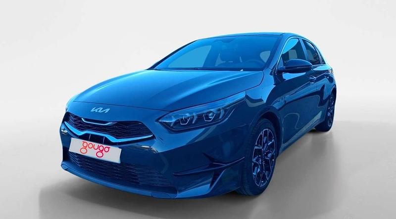 Blanco Usado 2025 Kia Ceed Style Utilitario | 17.685 € (Super precio) - Imagen 1/4