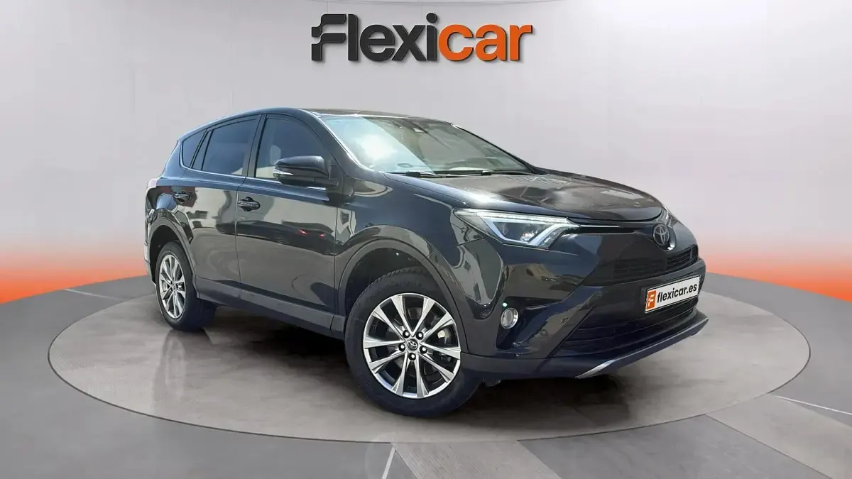 Używany Toyota RAV4 Advance 144 KM (105 kW) 2017 SUV