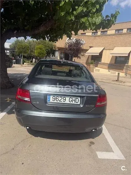 Usado Audi A6 S-Line 140 CV (102 kW) 2008 Gris / plata Berlina