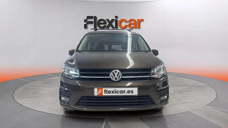 Käytetty VW Caddy Beach 102 HP (75 kW) 2016 Ruskea Tila-auto