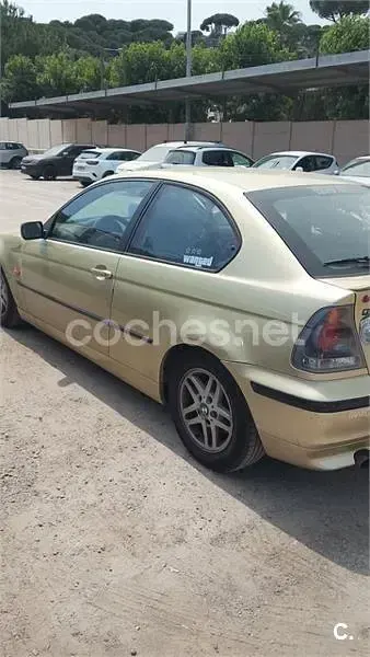 Usado BMW 316 Compact 115 CV (84 kW) 2001 Amarillo Utilitario
