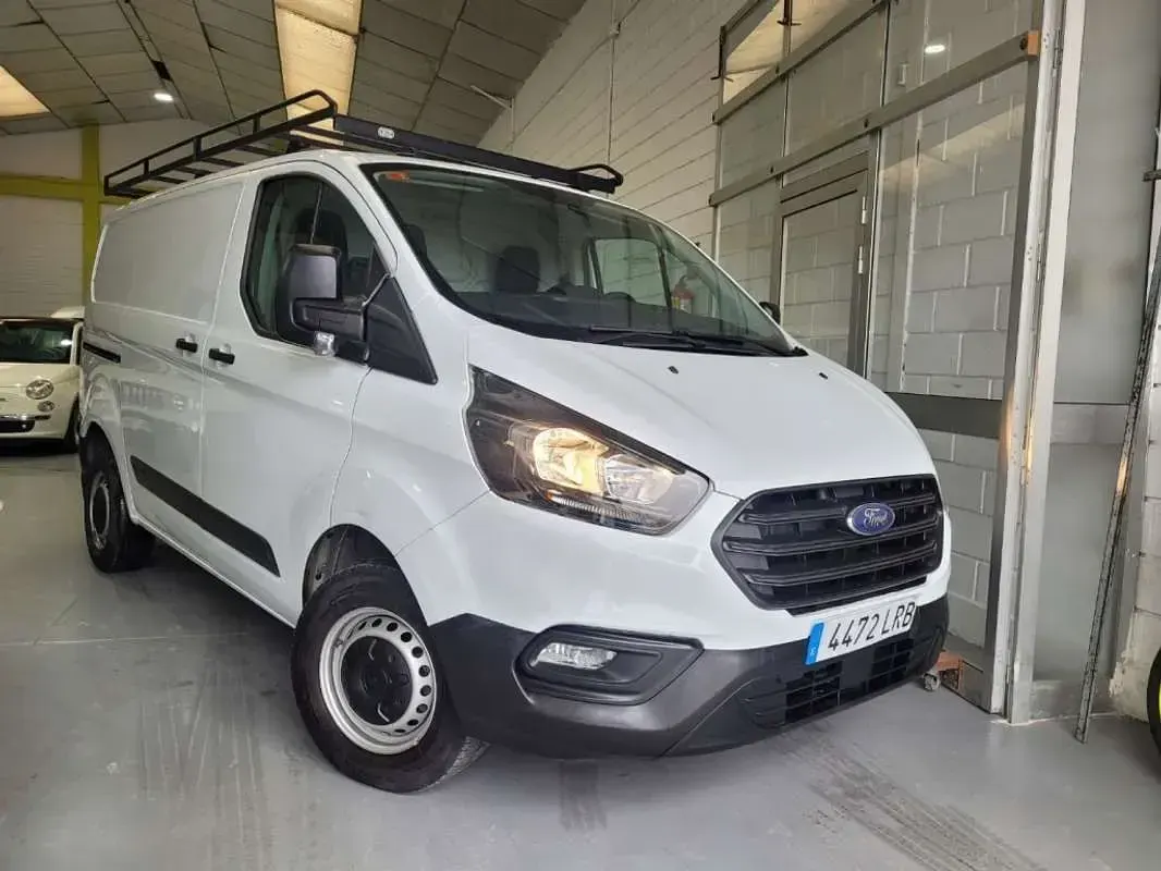 Usado Ford Transit Custom Ambiente 105 CV (77 kW) 2021 Blanco Van
