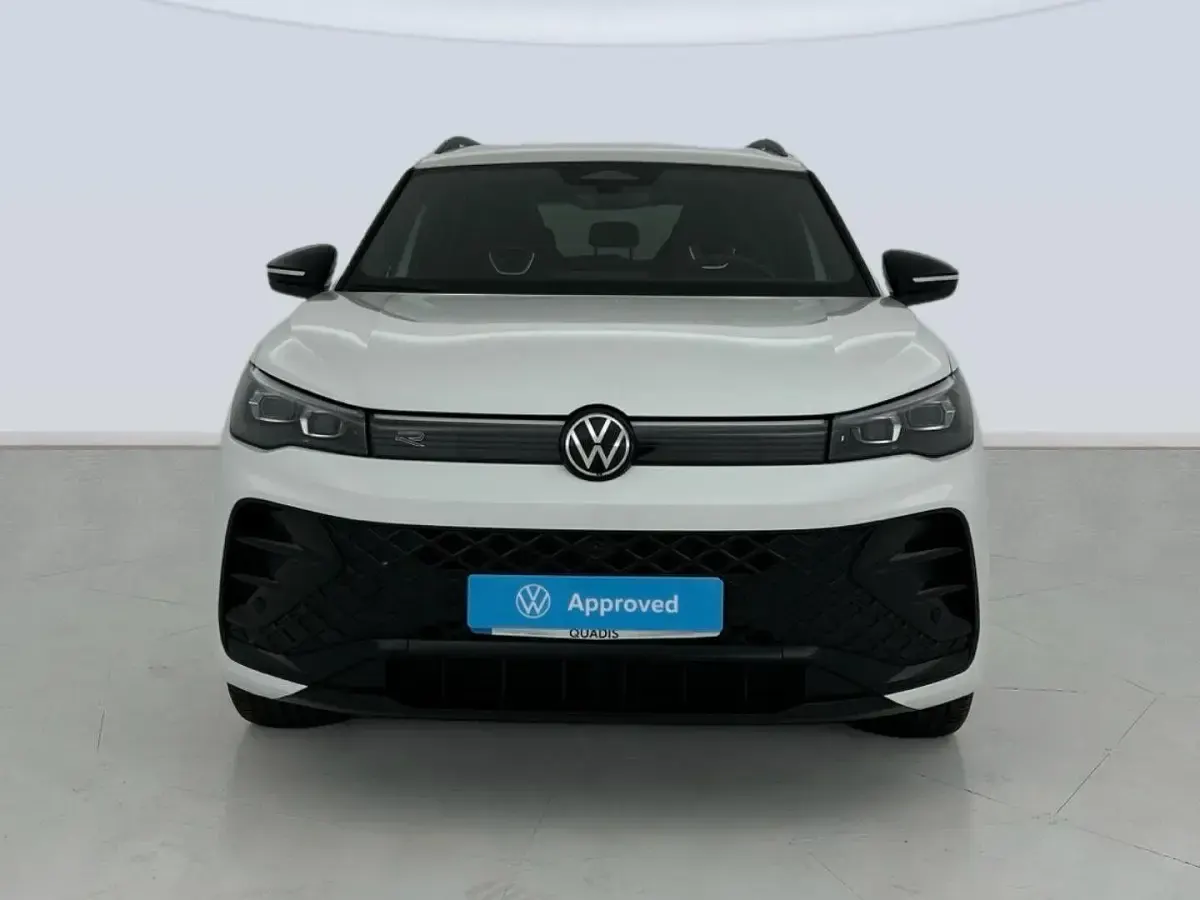 Usado VW Tiguan R-line 150 CV (110 kW) 2026 Blanco SUV