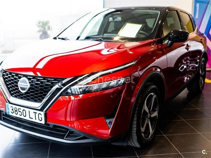 Usado Nissan Qashqai N-Connecta 140 CV (102 kW) 2021 Granate SUV