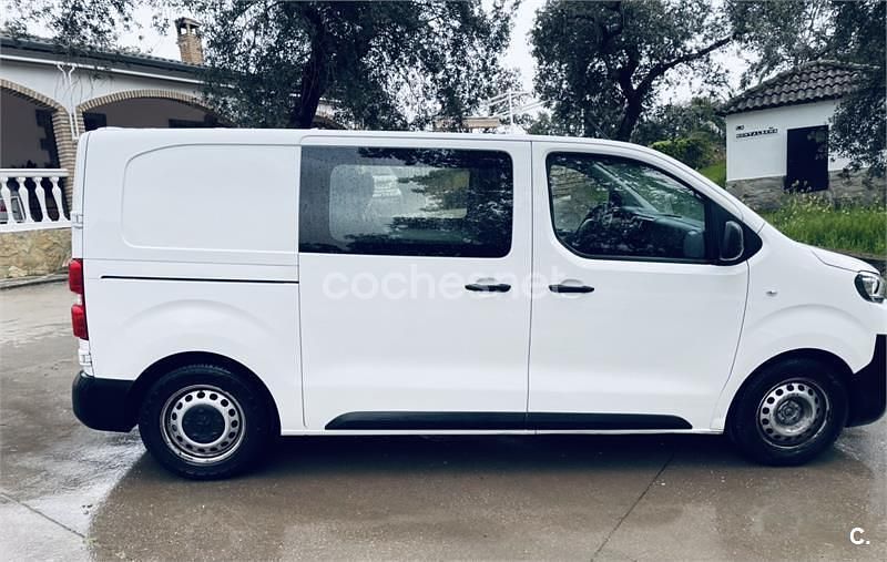 Usado Peugeot Traveller Business-Line 115 CV (84 kW) 2018 Blanco Monovolumen