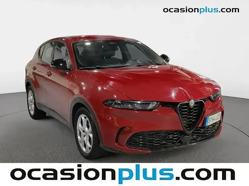 Usado Alfa Romeo Tonale Sprint 130 CV (95 kW) 2022 Rojo SUV