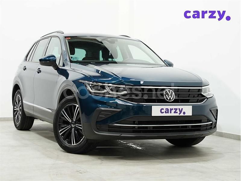 Azul Usado 2021 VW Tiguan Life SUV | 23.900 € (Un poco caro) - Imagen 1/4