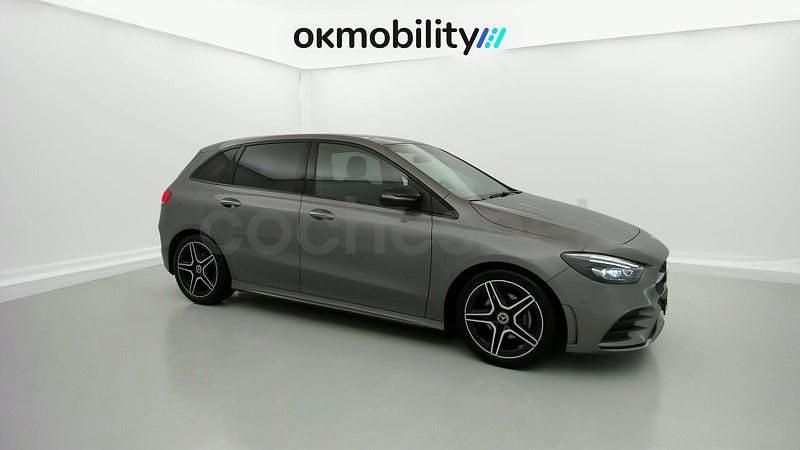 Usado Mercedes B200 150 CV (110 kW) 2022 Gris / plata Monovolumen