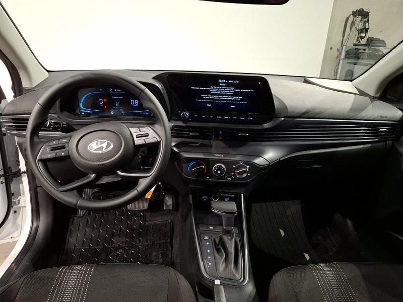 Nuevo Hyundai i20 100 CV (73 kW) 2026 Blanco atlas Utilitario