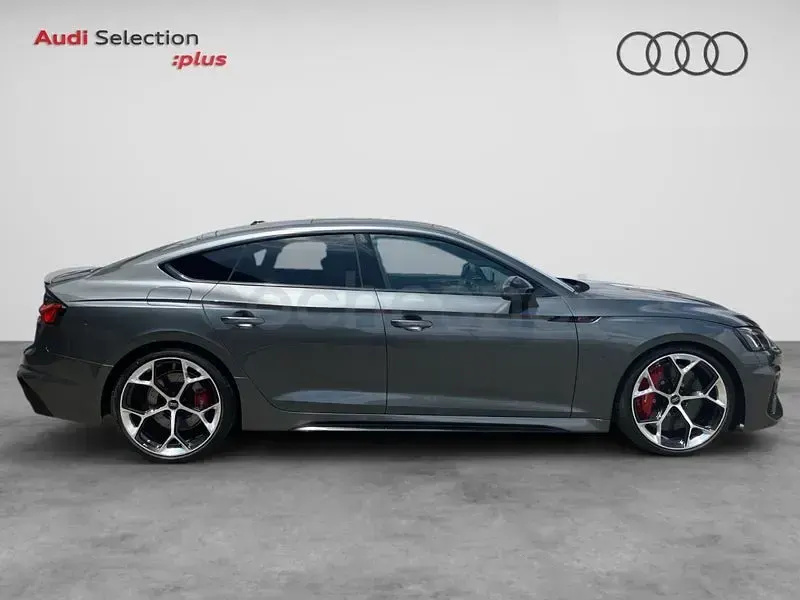 Nuevo Audi RS5 Sportback Performance 470 CV (345 kW) 2025 Gris / plata Berlina