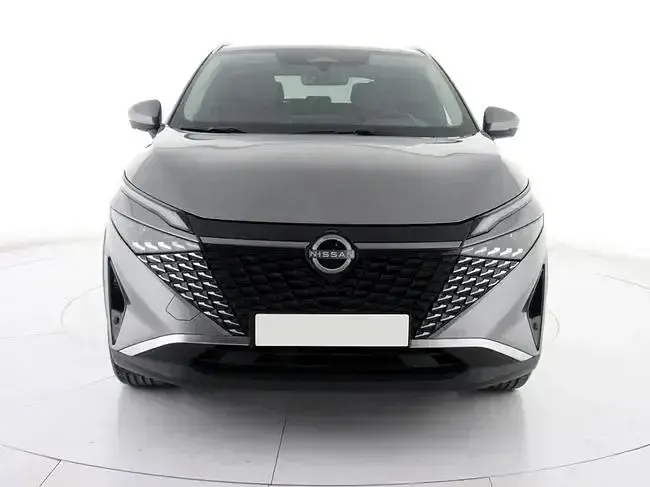 Usado Nissan Qashqai N-Connecta 140 CV (102 kW) 2025 Gris SUV