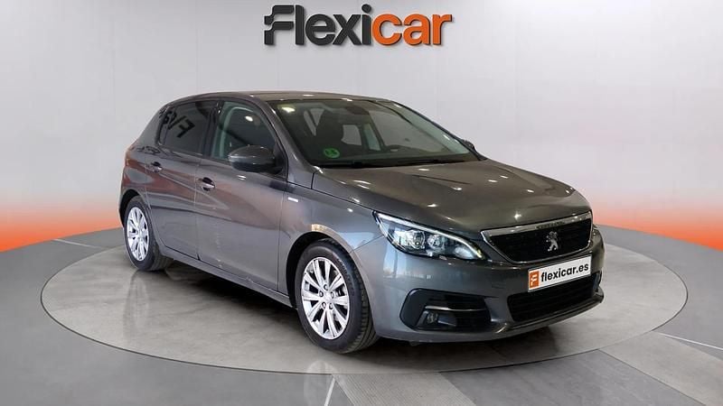 Usado Peugeot 308 Style 131 HP (96 kW) 2020 Sedan