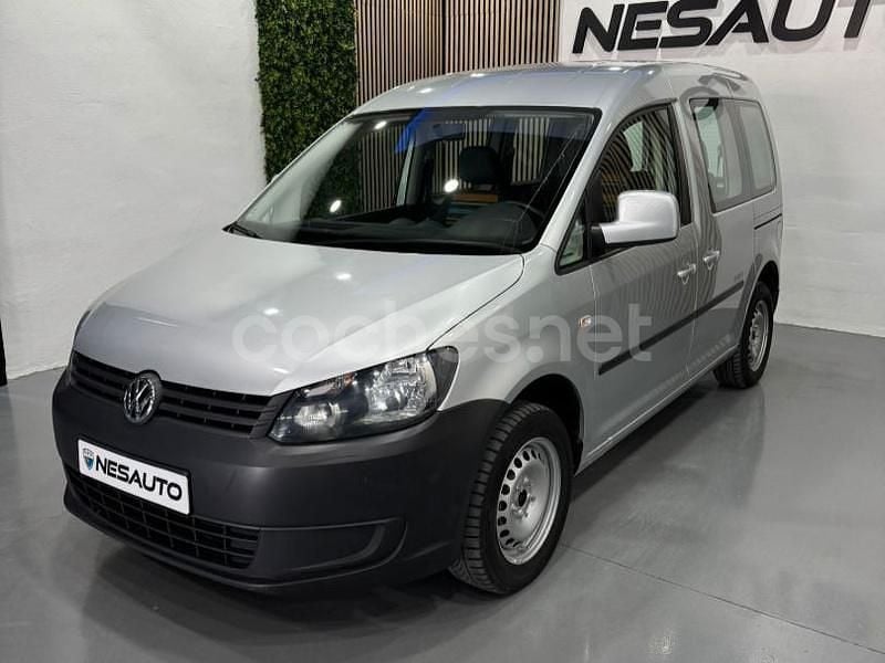 Usado VW Caddy Comfortline 102 CV (75 kW) 2013 Gris / plata Monovolumen