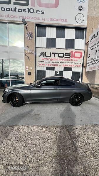 Usado Mercedes C220 170 CV (125 kW) 2017 Varios colores Coupe