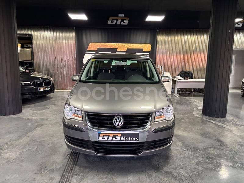 Gris / plata Usado 2008 VW Touran Edition Monovolumen | 6499 € (Precio justo) - Imagen 1/4