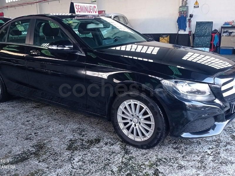 Usado Mercedes C180 120 CV (88 kW) 2014 Negro Berlina