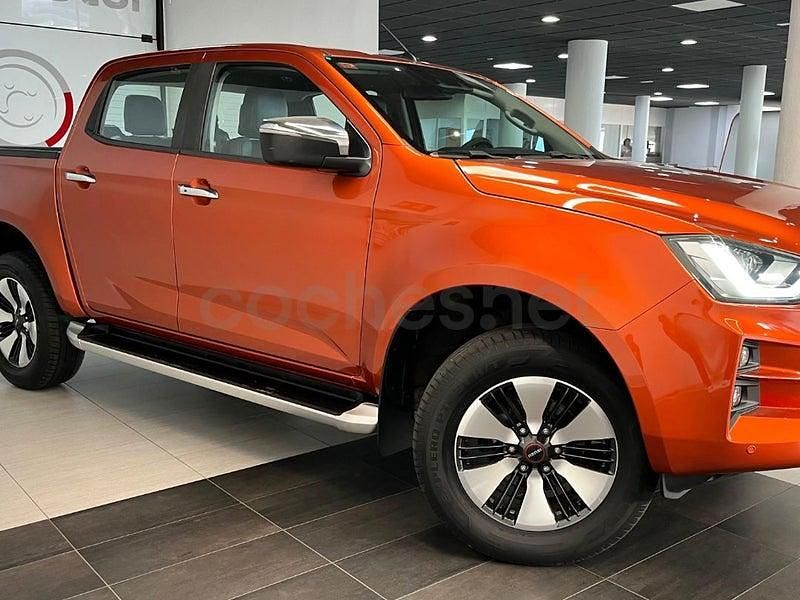 Usado Isuzu D-Max 163 CV (119 kW) 2021 Naranja Pickup/Camioneta
