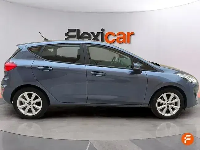 Usado Ford Fiesta Trend 125 CV (91 kW) 2021 Azul Utilitario