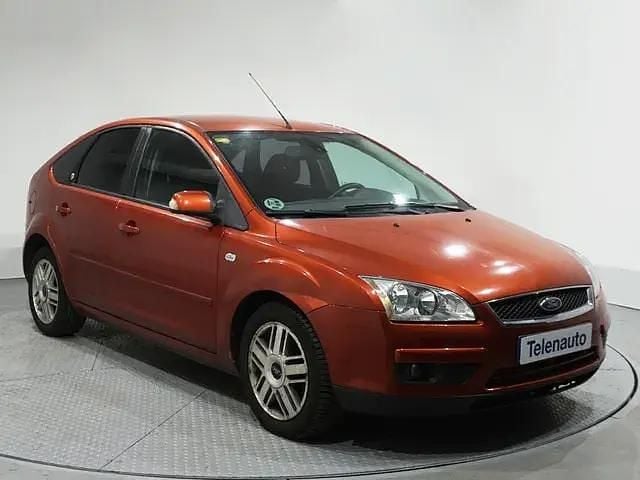 Usado Ford Focus Trend 116 HP (85 kW) 2006 Sedan
