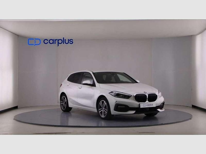 Usado BMW 118 150 CV (110 kW) 2022 Blanco Utilitario