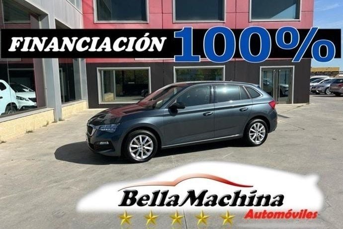 Amarillo Usado 2021 Skoda Scala Ambition Utilitario | 12.975 € (Buen precio) - Imagen 1/4