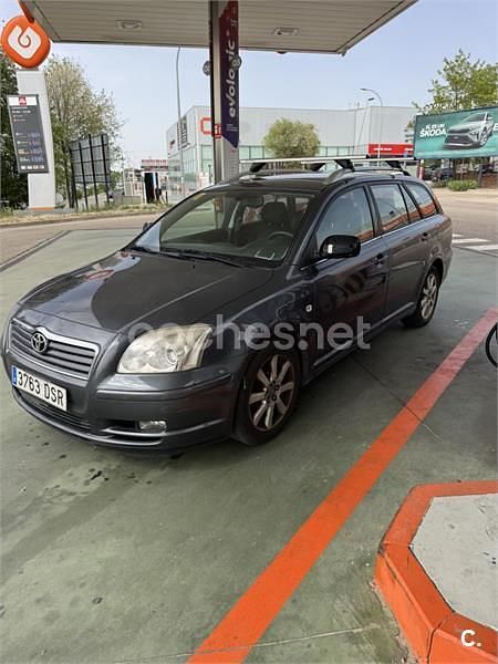 Käytetty Toyota Avensis Executive 116 HP (85 kW) 2005 Harmaa Farmari