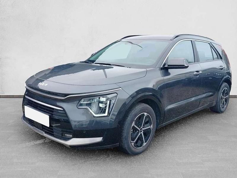 Usado Kia Niro 129 CV (94 kW) 2024 Gris SUV