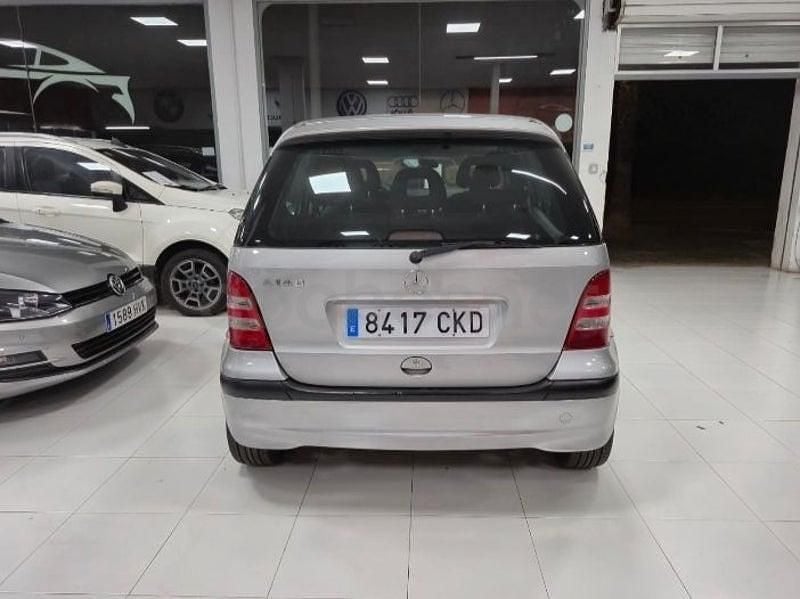Usado Mercedes A140 Elegance 82 CV (60 kW) 2003 Gris / plata Monovolumen